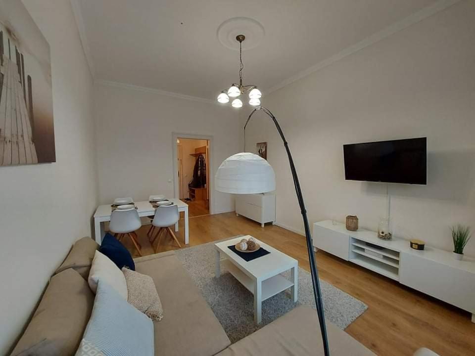 Alföldi Palace Apartman Debrecen Kültér fotó