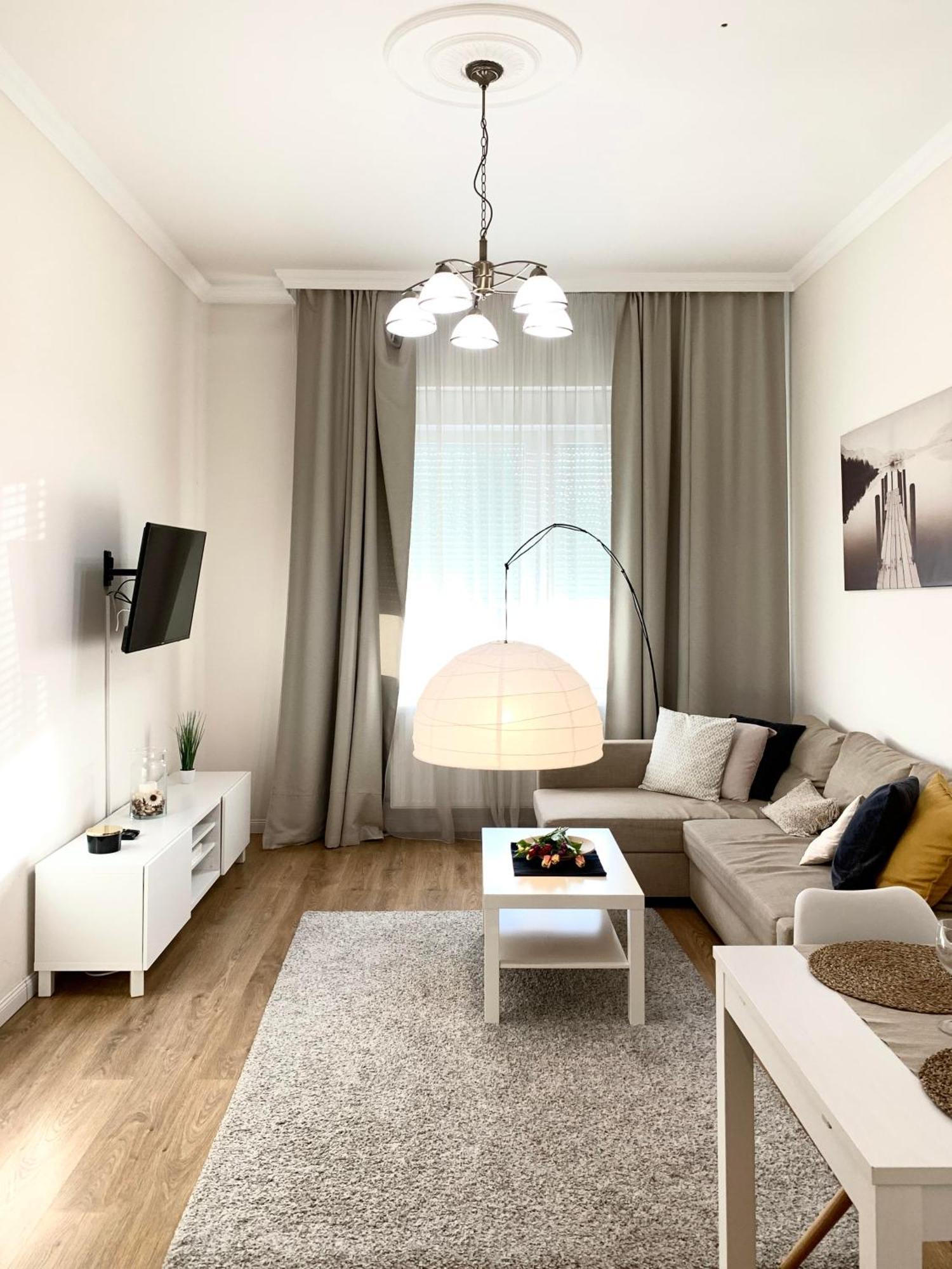 Alföldi Palace Apartman Debrecen Kültér fotó
